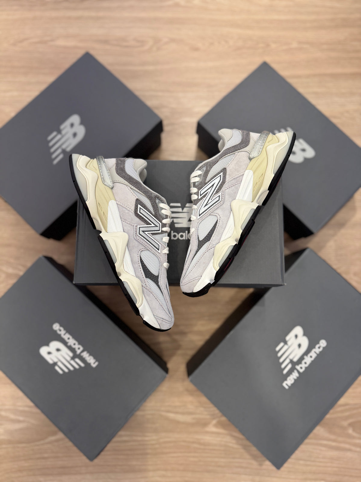 New Balance 9060